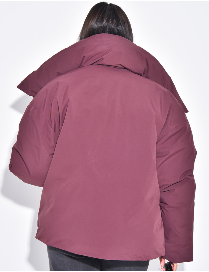 Oversized, enveloping down jacket with wide collar