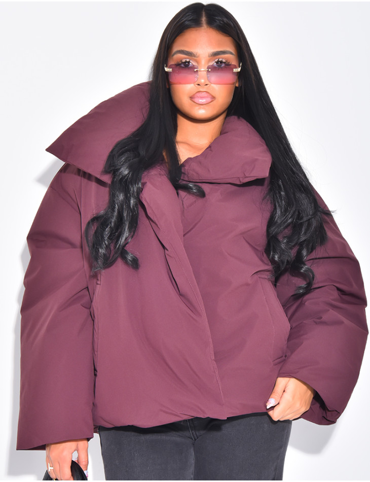 Oversize-Daunenjacke mit weitem Kragen