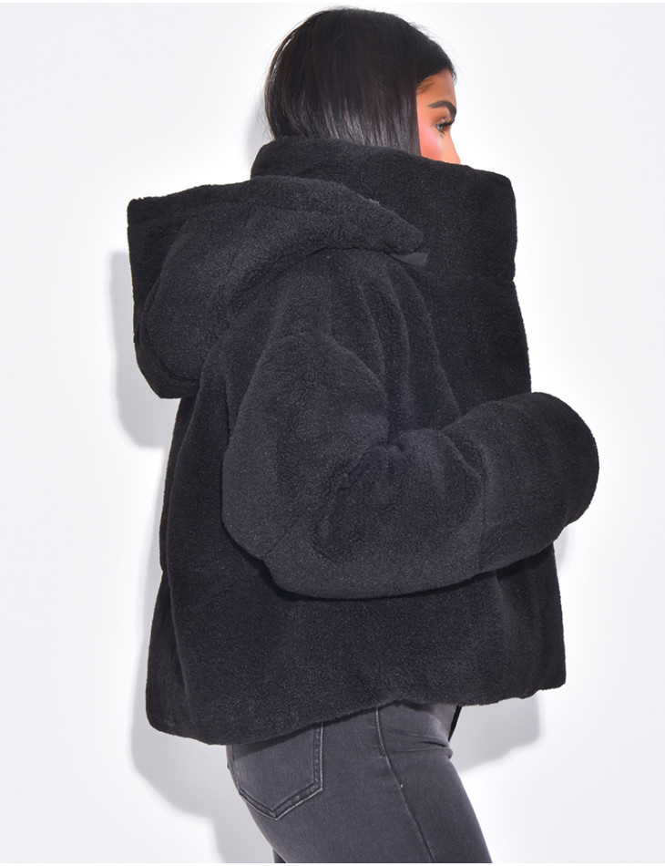 Kurze Daunenjacke aus Schaffell