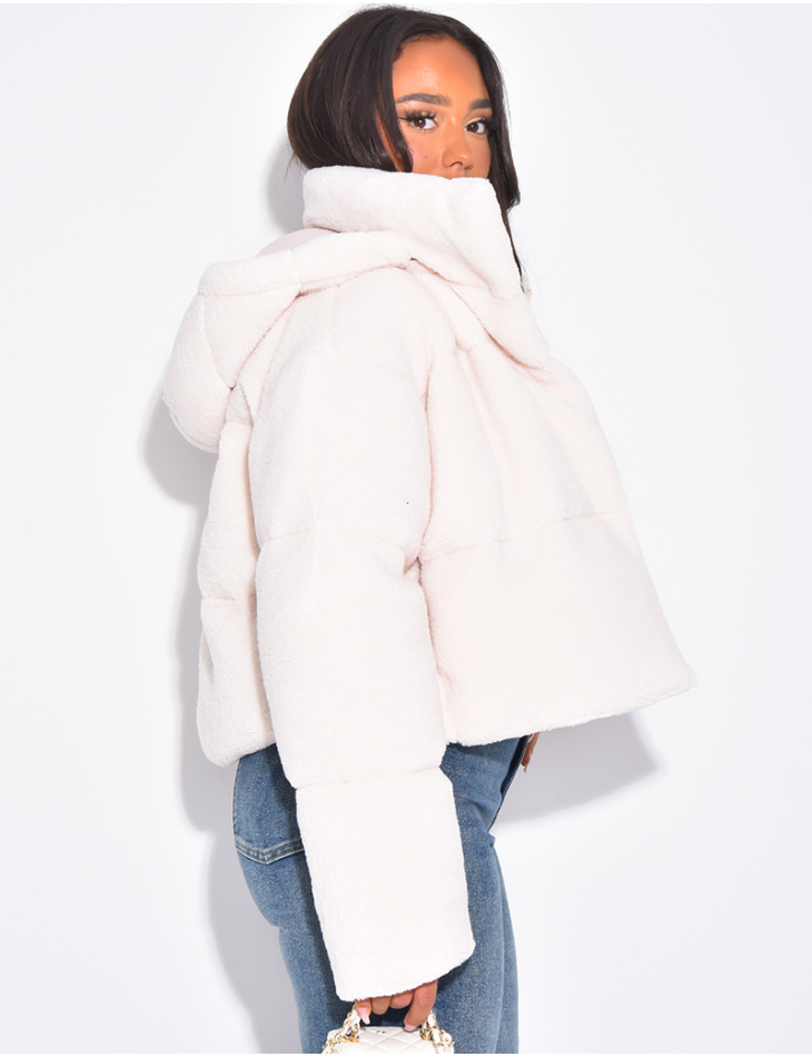 Kurze Daunenjacke aus Schaffell