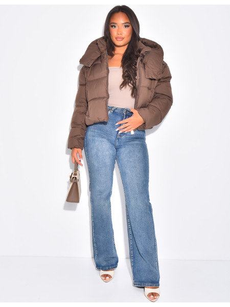 Short quilted hooded jacket