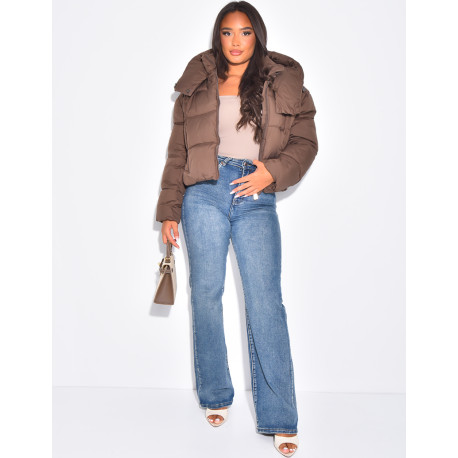 Short quilted hooded jacket