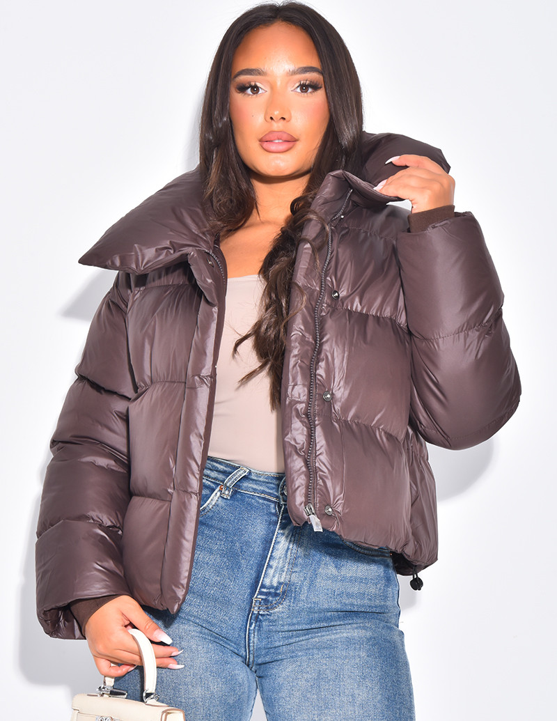 Short quilted down jacket