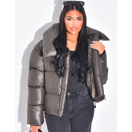 Short quilted down jacket