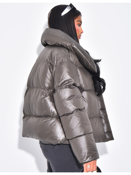 Short quilted down jacket