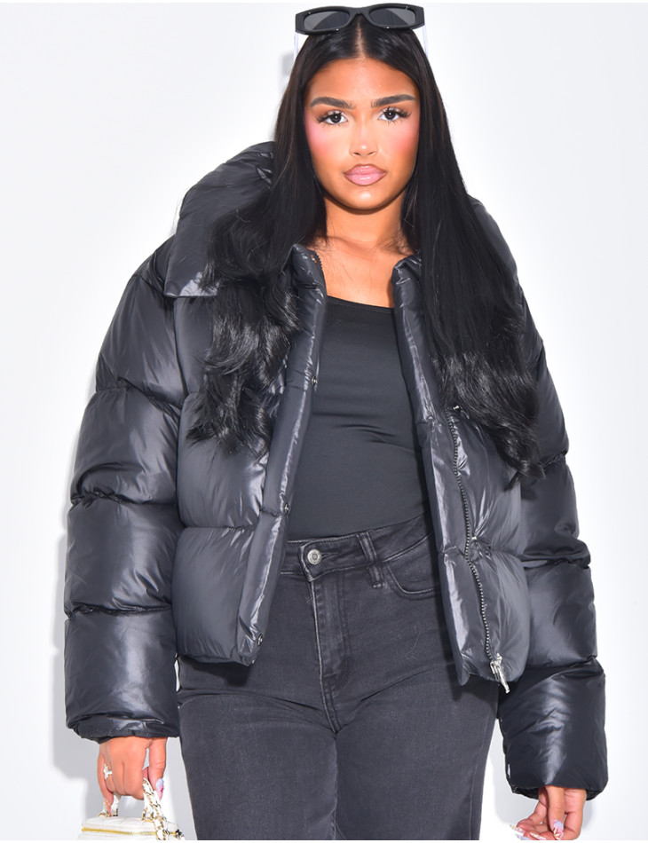 Short quilted down jacket