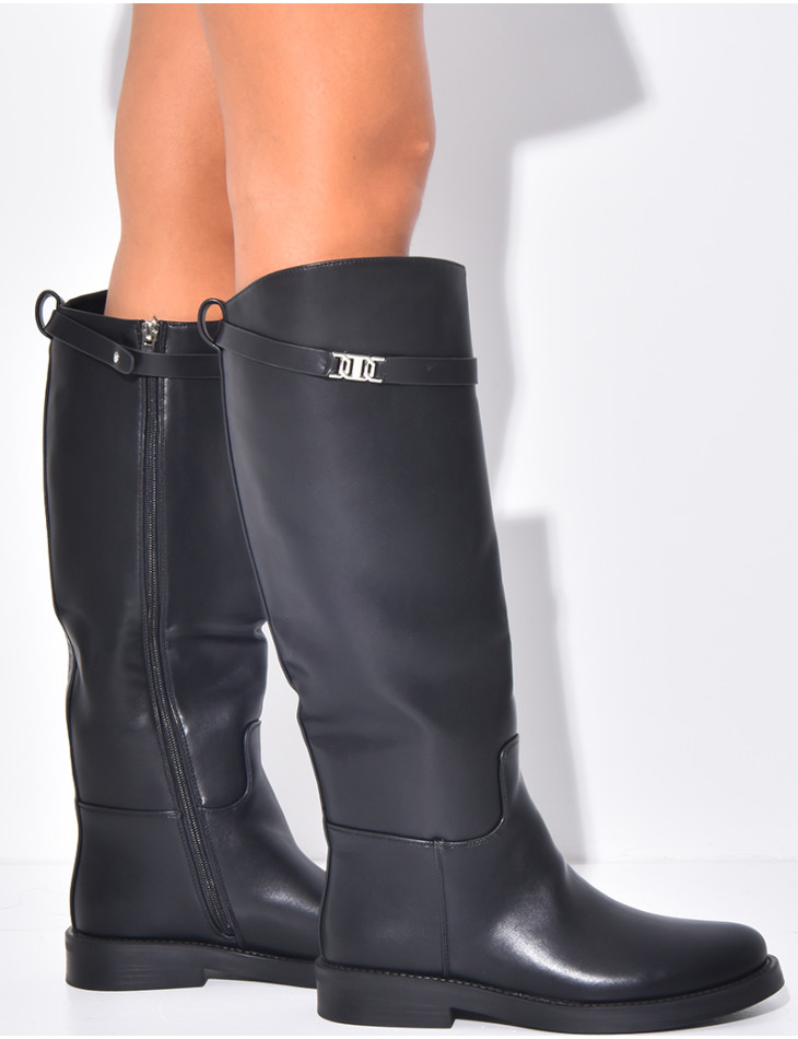 Flat & high boots in imitation leather
