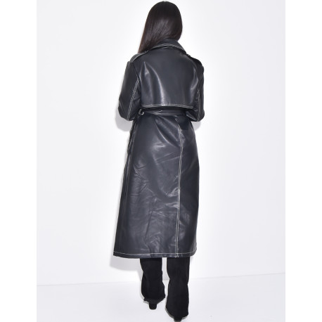 Trench long en similicuir à coutures contrastantes