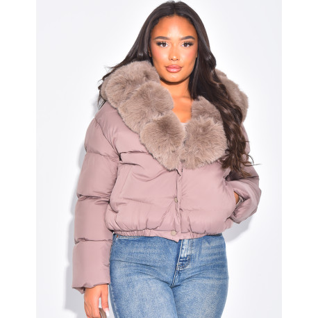 Short bomber-style quilted jacket with fur trim