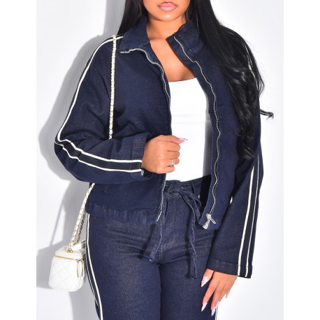 Ensemble veste courte et jeans taille haute à bandes contrastantes