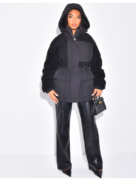 Parka-artige Daunenjacke aus Lammfell