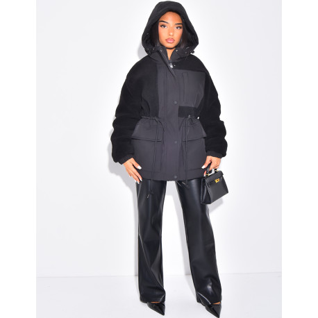 Parka-artige Daunenjacke aus Lammfell