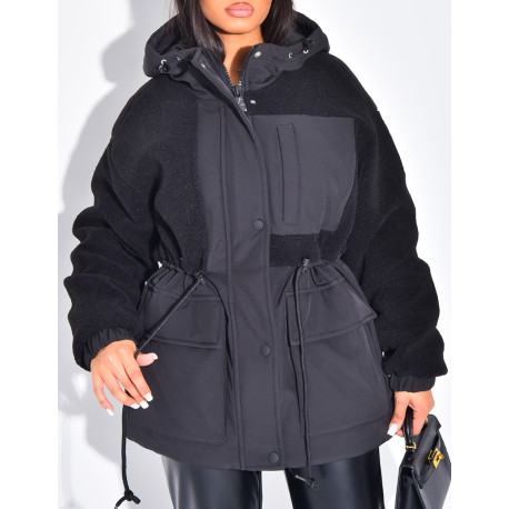 Parka-artige Daunenjacke aus Lammfell