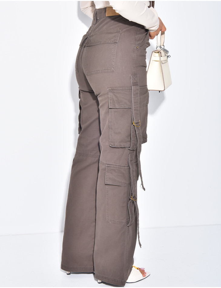 Pantalon cargo coupe droite à lanières pendantes