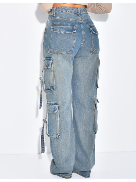 Gerade geschnittene Cargo-Jeans mit hängenden Riemen