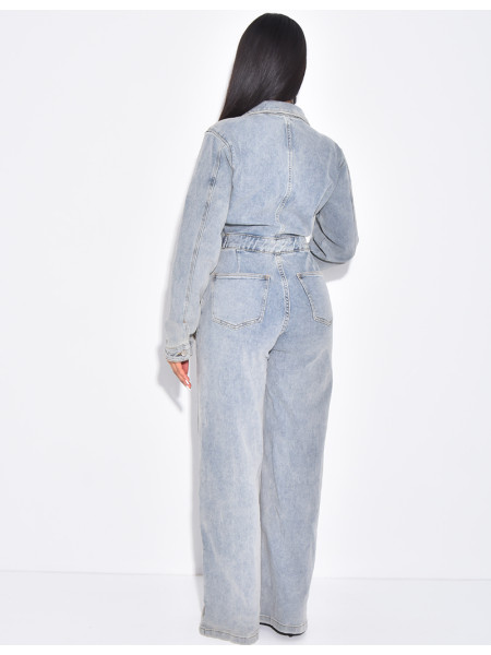 Combinaison en jeans cintrée à la taille et large