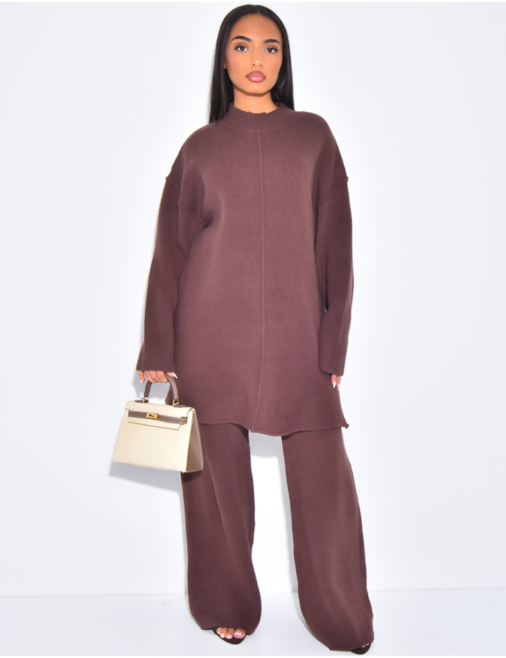 Ensemble pantalon et pull à couture contrastante