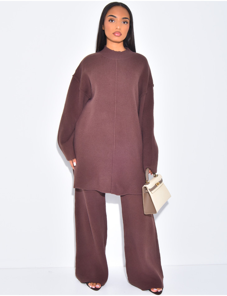 Ensemble pantalon et pull à couture contrastante