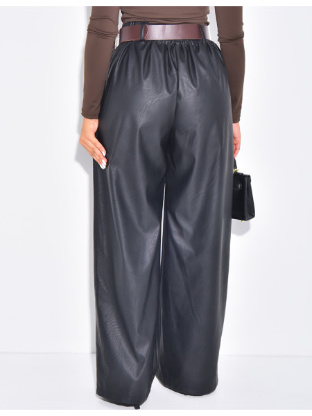 Pantalon taille haute en similicuir à ceinture marron