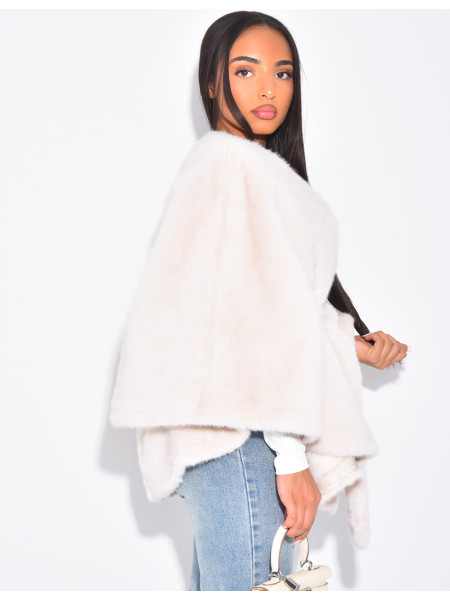 Cape courte en fourrure