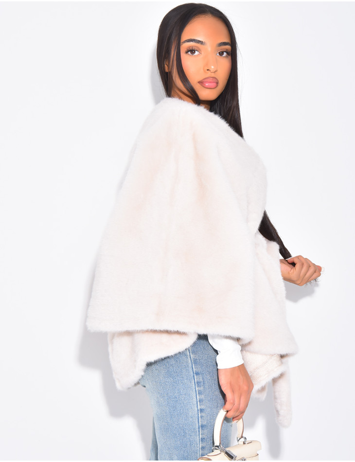 Cape courte en fourrure