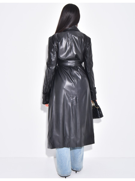Langer Trenchcoat aus veganem Leder