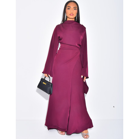 Langes Kleid aus Premium-Satin zum Binden in der Taille.