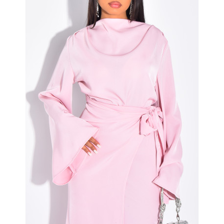 Longue robe en satin premium à nouer à la taille