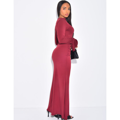 Robe longue moulante à broches dorés