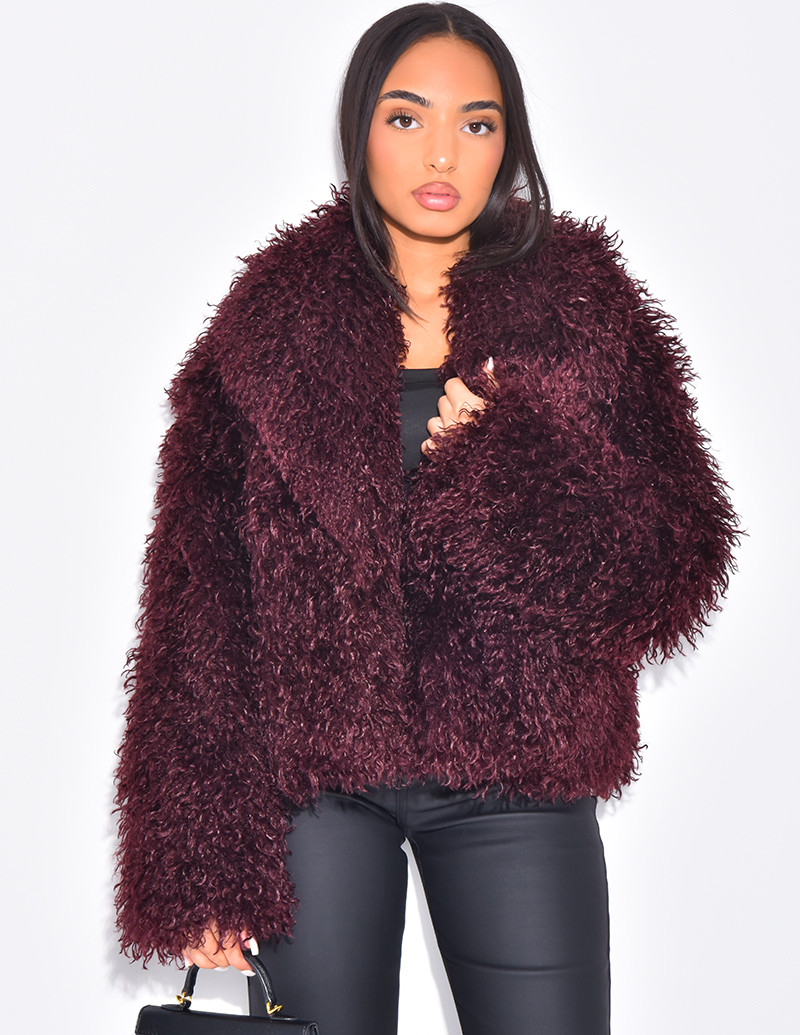 Short coat with fluffy fur