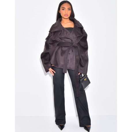 Manteau court en feutrine style trench