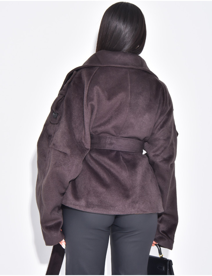 Manteau court en feutrine style trench