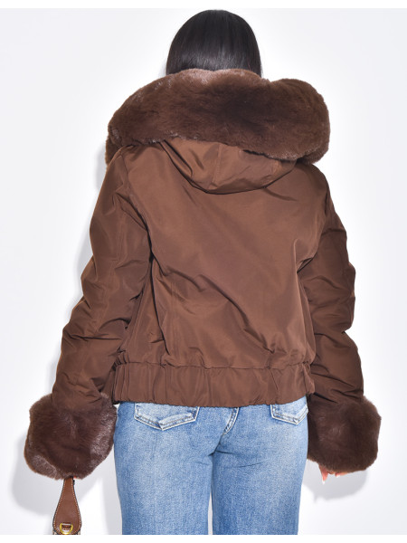 Doudoune courte à fourrure amovible