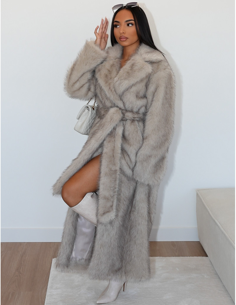 Manteau oversize à fourrure...