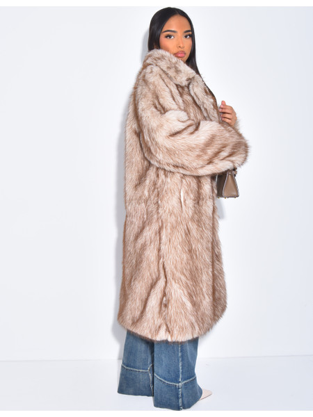 Manteau long oversize en fausse fourrure