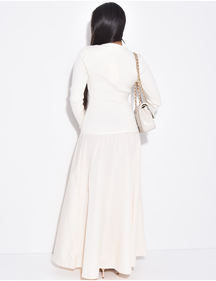 Robe pull longue à partie en coton ornée de boutons dorés