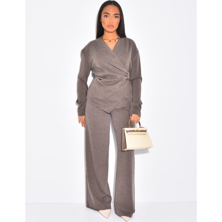Cardigan with brooch and wide-leg pants set