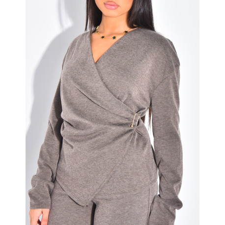 Cardigan with brooch and wide-leg pants set