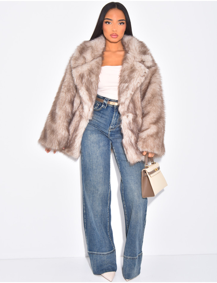Manteau mi long en fausse fourrure