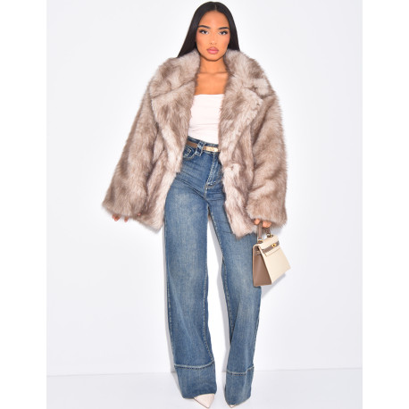 Manteau mi long en fausse fourrure