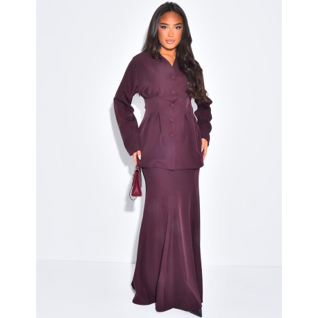 Ensemble blazer boutonnée et jupe longue évasée