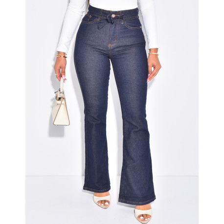 Jeans flare bleu brut à nouer à la taille