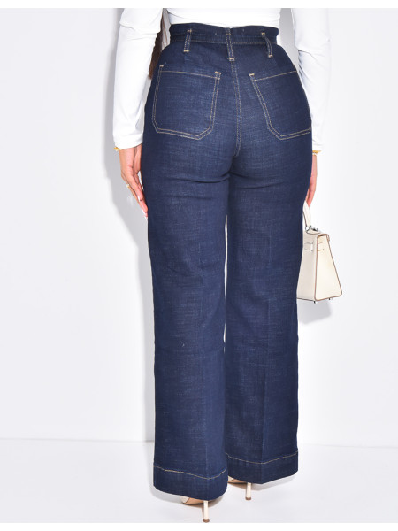 Weite Raw Denim Jeans mit Gürtel in der Taille