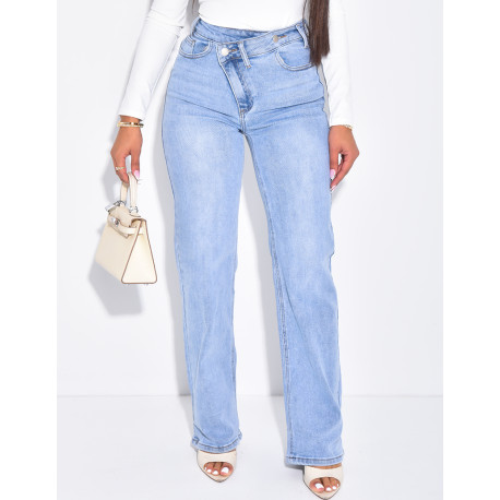 Jeans taille haute coupe droite à boutonnière croisée