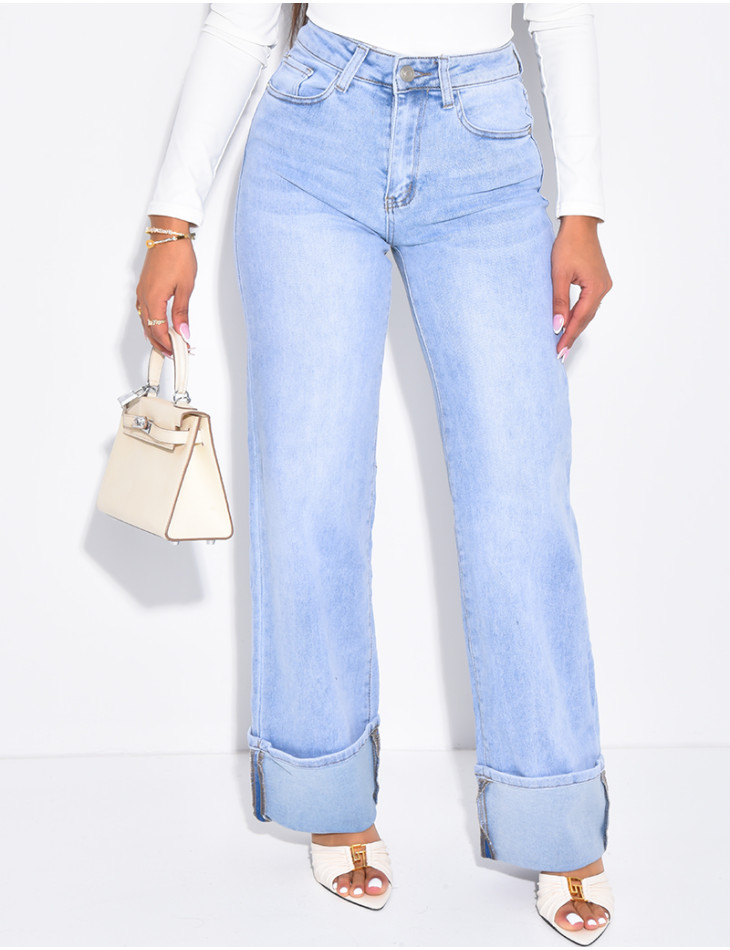 Gerade geschnittene Stretchjeans mit Umschlag am Knöchel