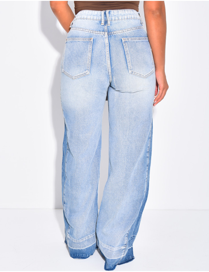 Jeans coupe large délavé à empiècements en jeans contrastants