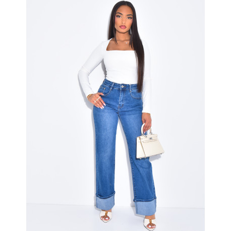 Straight-cut stretchy jeans with ankle turn-ups