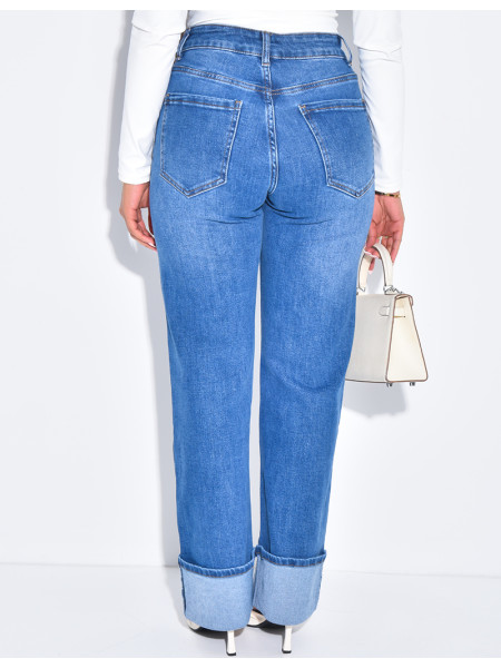Straight-cut stretchy jeans with ankle turn-ups