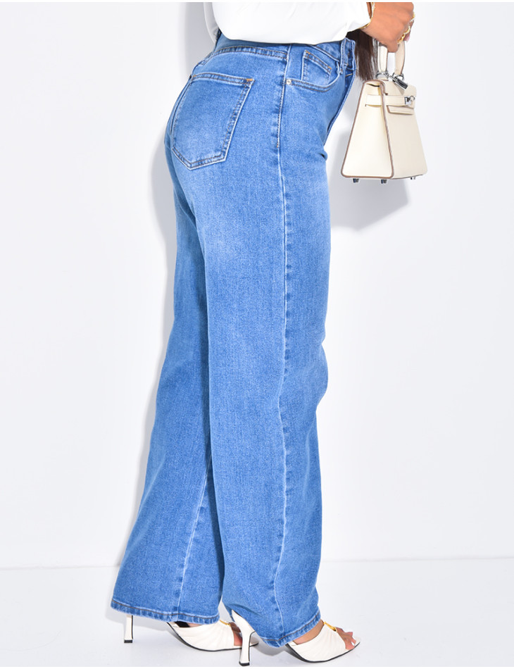 Jeans coupe ballon bleu délavé en tissu stretch