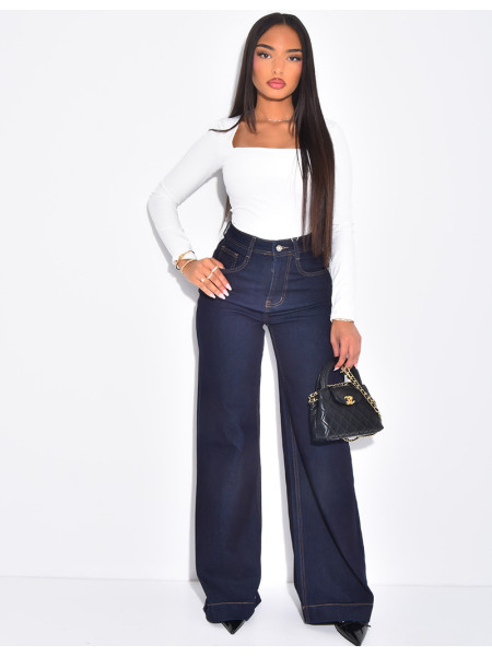 Jeans bleu brut coupe droite stretchy